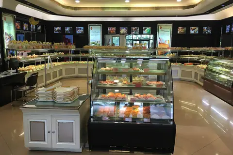 Mrs Browns Bakery Torpoint photo 1
